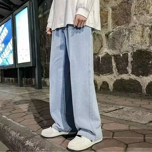 Classic Mens Baggy Jeans - Picture 2 of 4